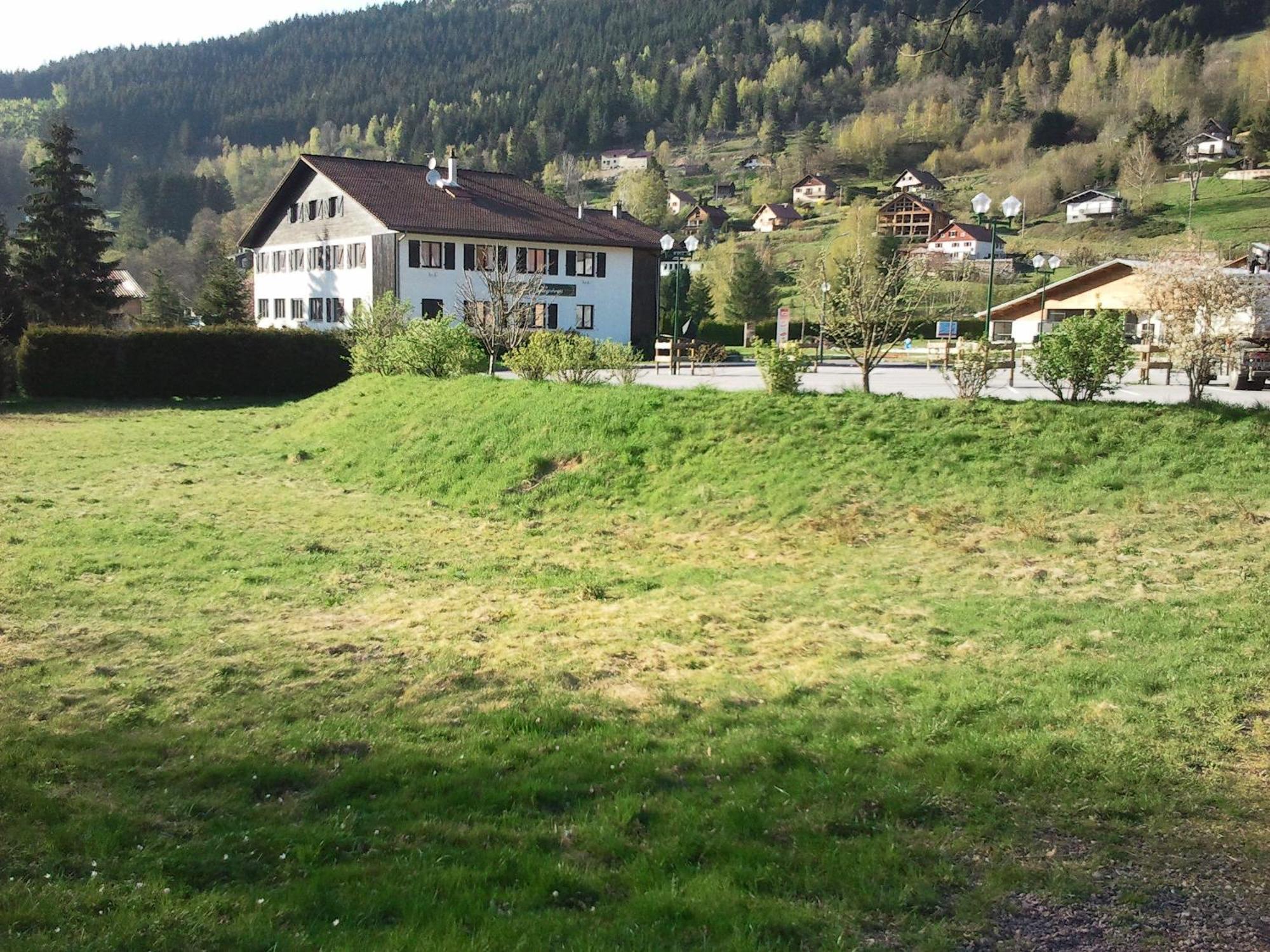 Hotel Les Bruyeres 旺特龙 外观 照片