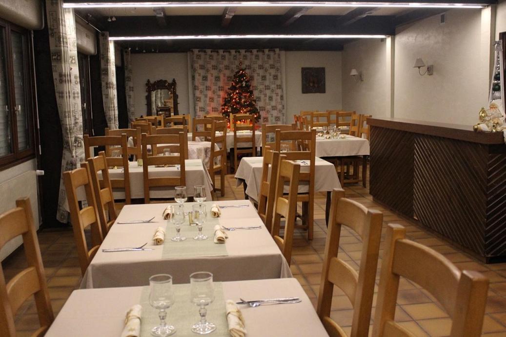 Hotel Les Bruyeres 旺特龙 外观 照片